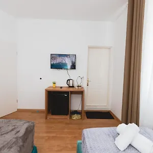https://hotel-tier-center.albaniahotels.org