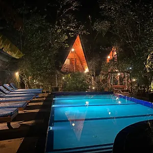 ** Курортный комплекс Levona Garden Шри-Ланка
