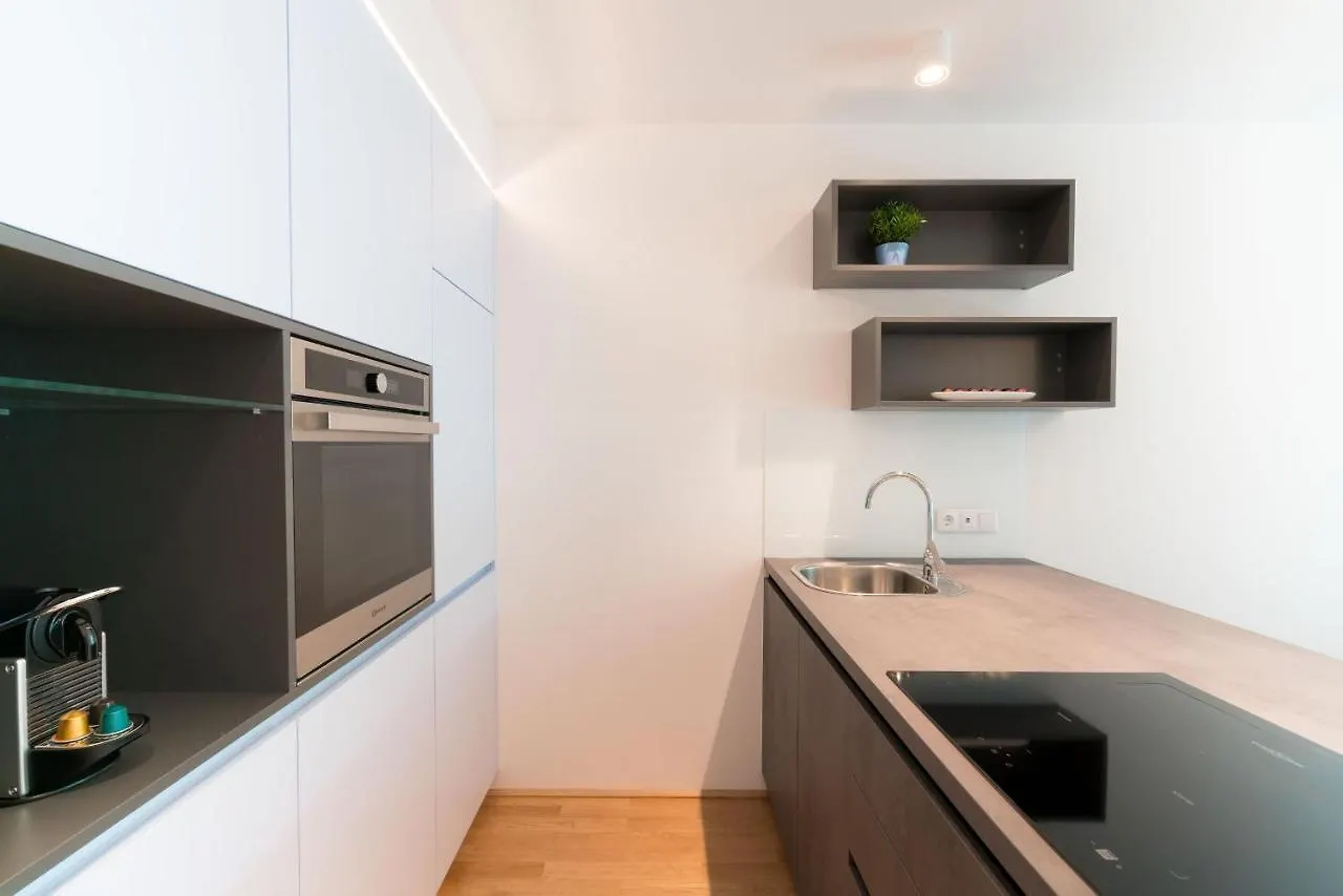 Vienna Residence, Hietzing - Schoenbrunn 4*,  Австрия