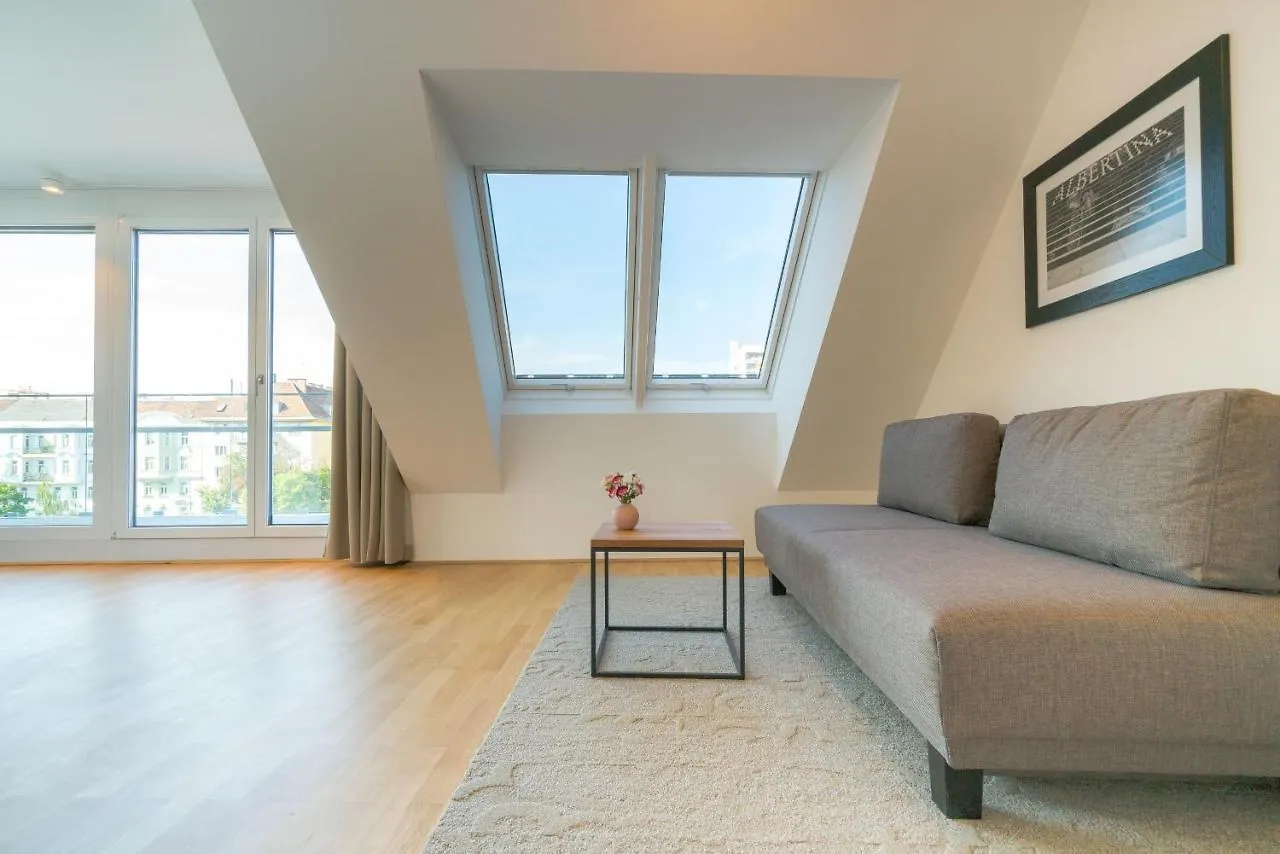 Vienna Residence, Hietzing - Schoenbrunn 0*,